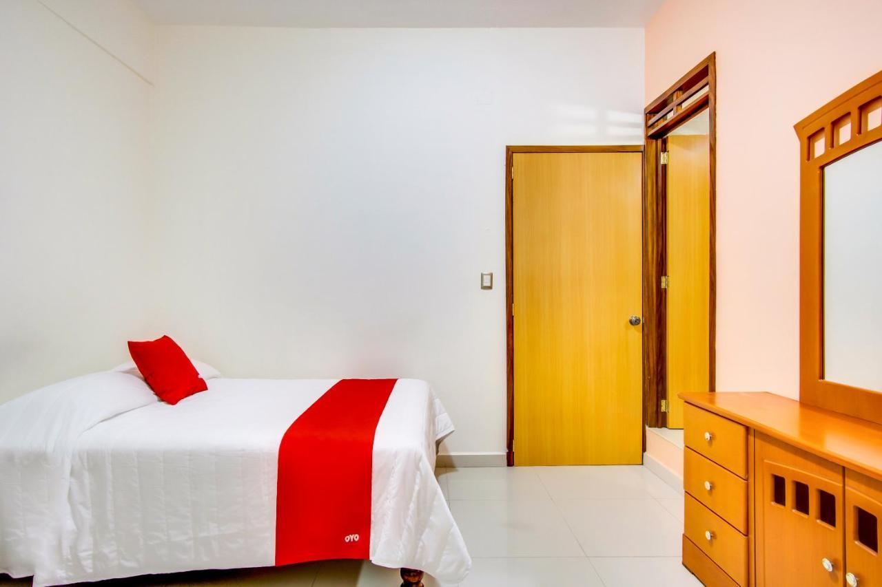 Hotel La Estancia Colima Esterno foto